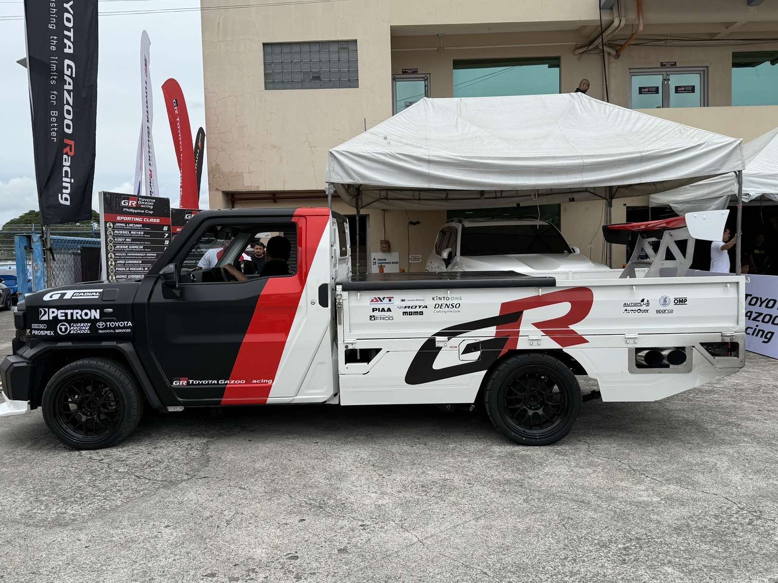 Toyota Tamaraw Drag Race machine