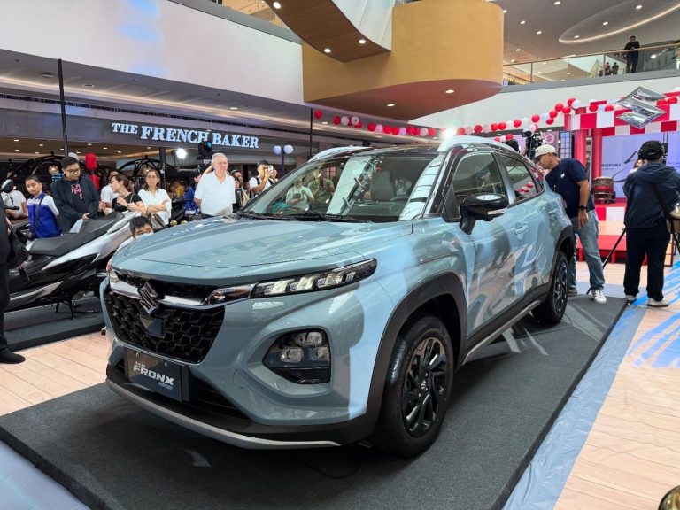 Suzuki Fronx front left