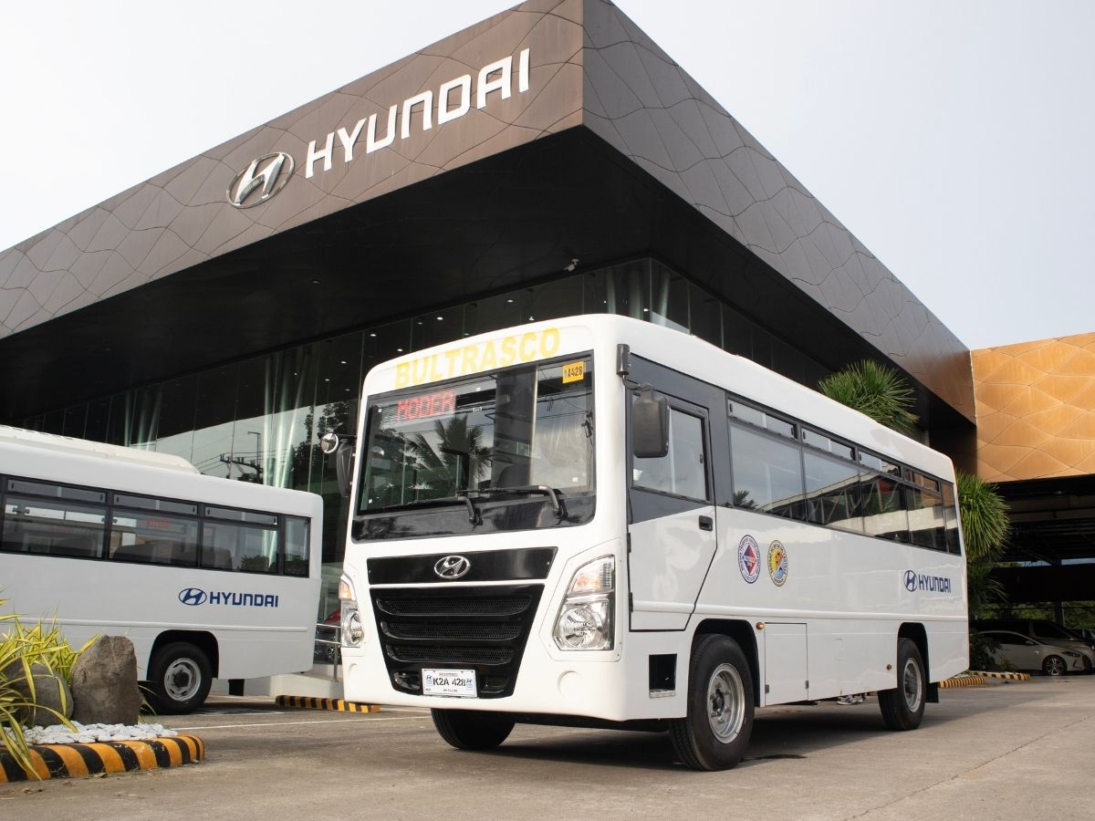 Hyundai HD50S GT Modern PUV