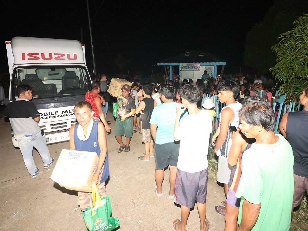 Isuzu relief operation to earthquake victims in Cebu